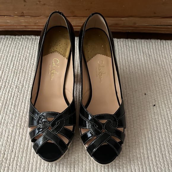 Cole Haan Heels with Nike Air - Picture 5 of 6